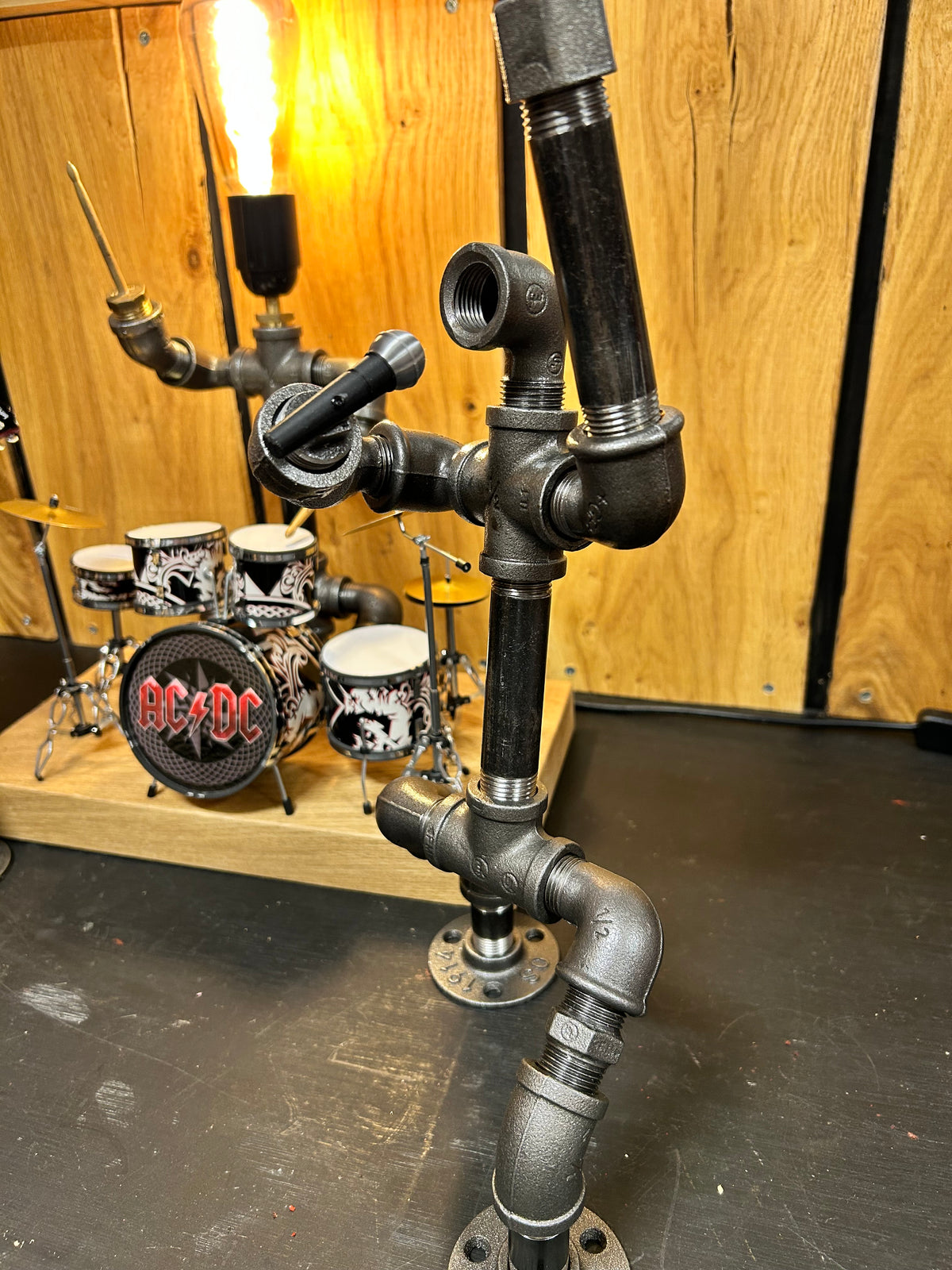 AC/DC-Inspired Steampunk Pipe Lamp – Industrial Rock Lighting
